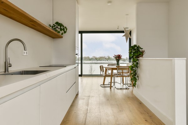 Medium property photo - Kea Boumanstraat 38D, 1095 MA Amsterdam